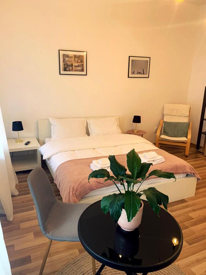 Apartament Plopilor Studios Sibiu Esterno foto